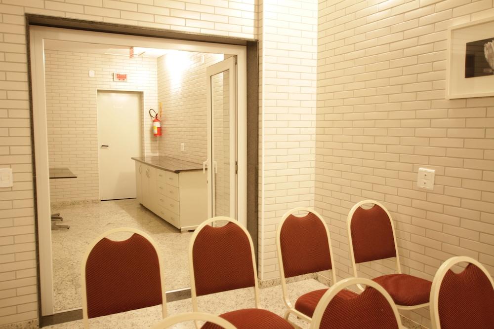 Hotel Confiance Batel กูรีตีบา ภายนอก รูปภาพ