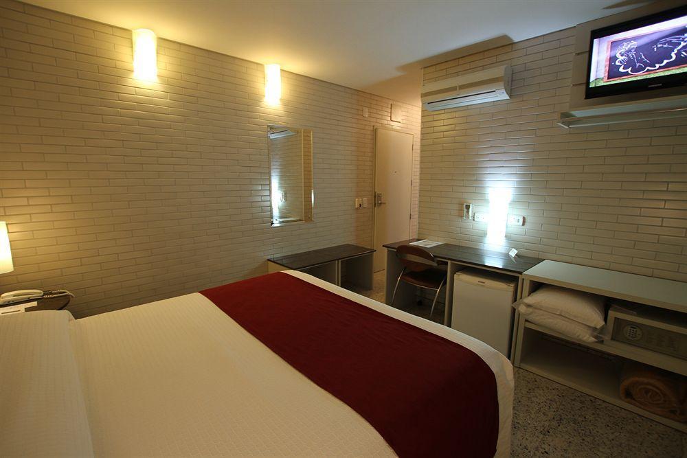 Hotel Confiance Batel กูรีตีบา ภายนอก รูปภาพ