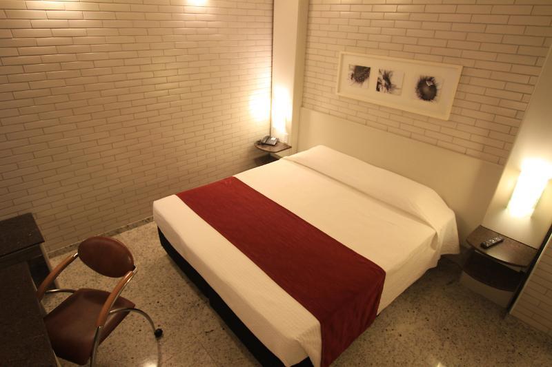 Hotel Confiance Batel กูรีตีบา ภายนอก รูปภาพ