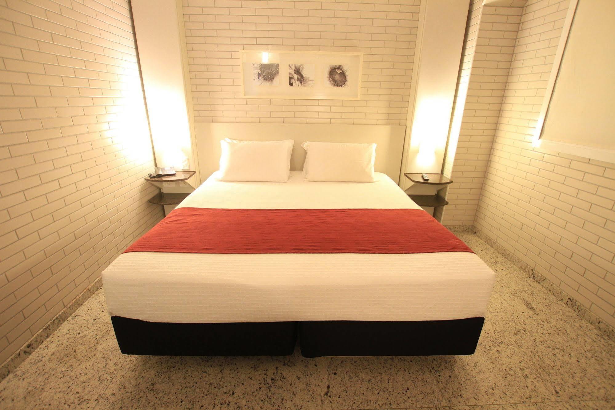 Hotel Confiance Batel กูรีตีบา ภายนอก รูปภาพ